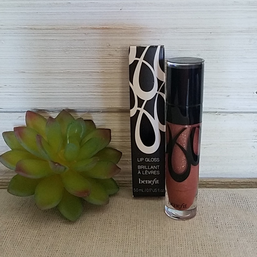 Sephora Benefit lip gloss in almost famous